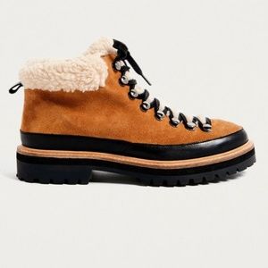 UO Boxer Shearling Hiker Boot